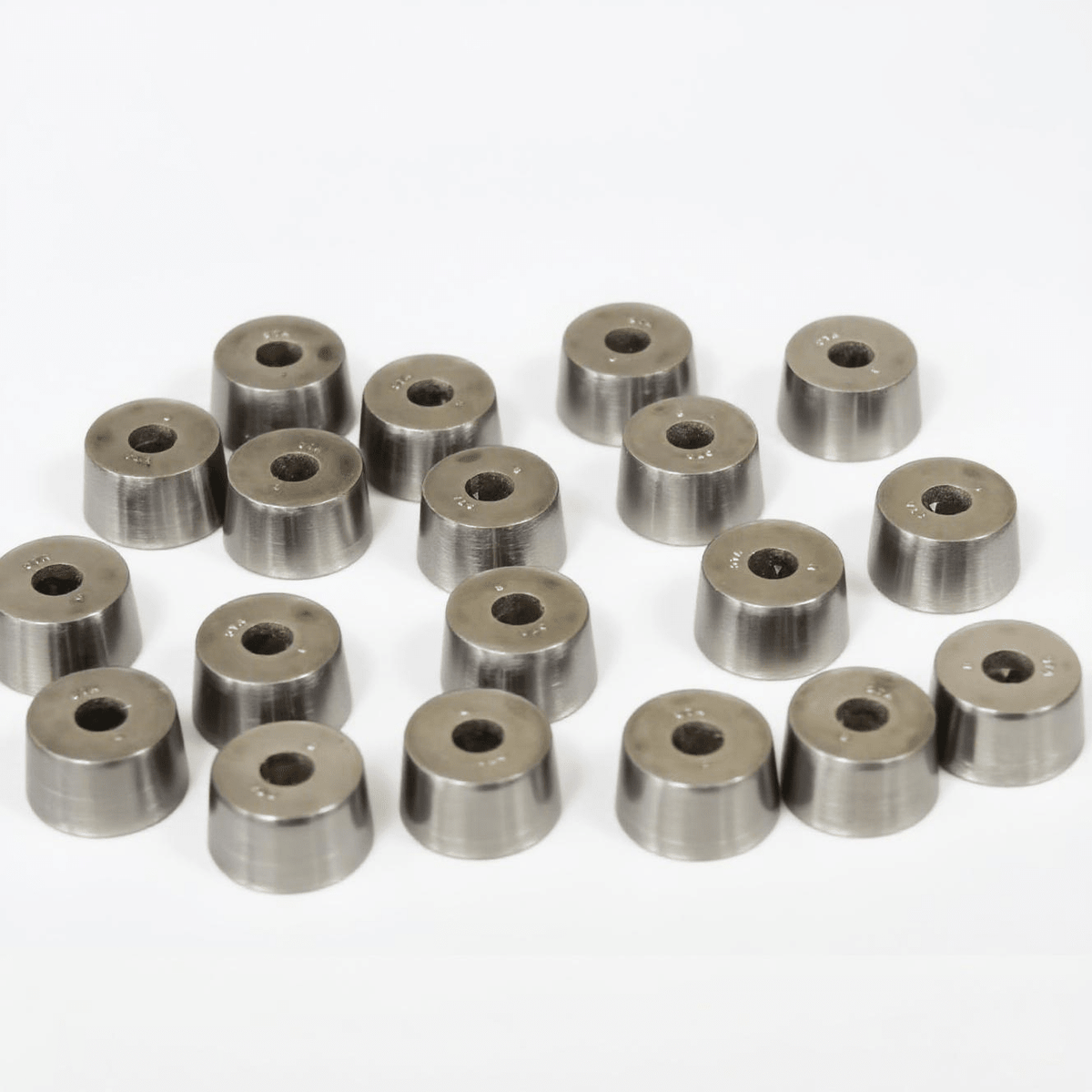 Piercing Die Core – HengfaMold