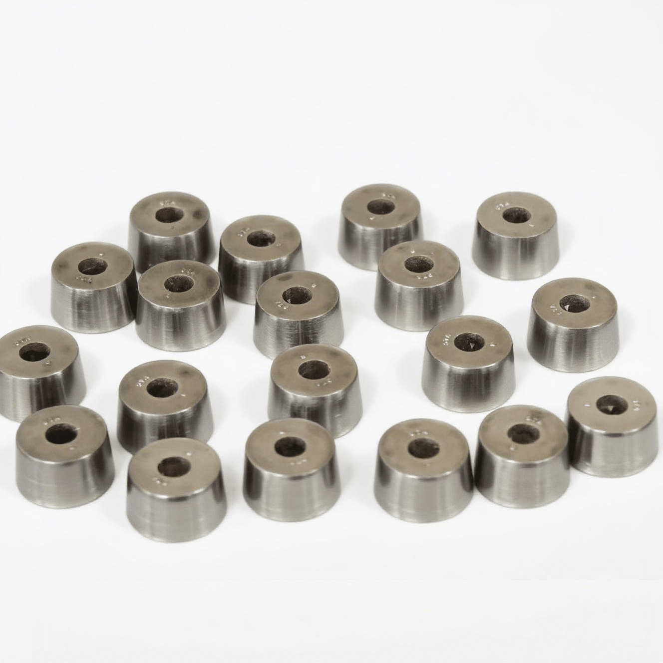 Piercing Die Core - HengfaMold