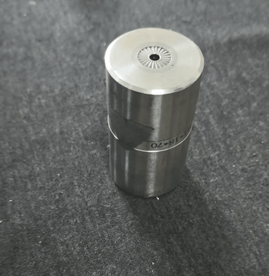 Serrated Head Anti - Slip Screw Mold - HengfaMold